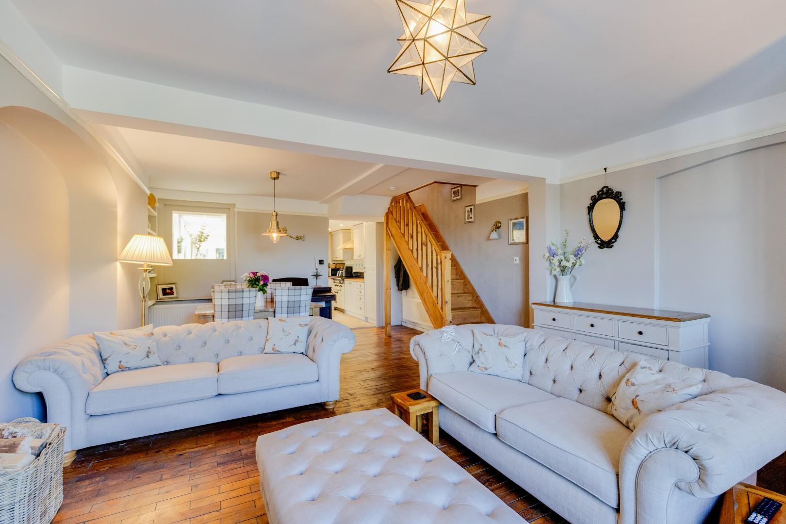 2 Drope Terrace, St. George's-Super-Ely, Cardiff, CF5 6EQ